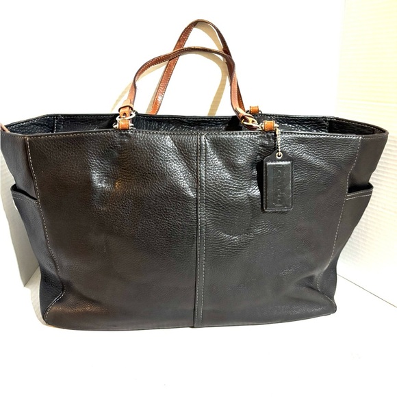 Coach Handbags - Coach vintage Black Leather Tote Bag